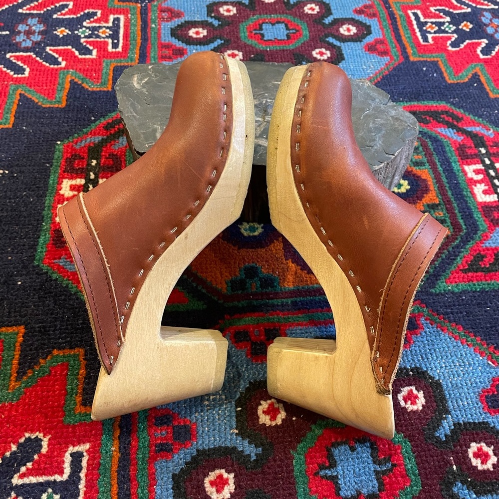 No.6 Old School Clog, High Heel in Bourbon- US 8 (38)